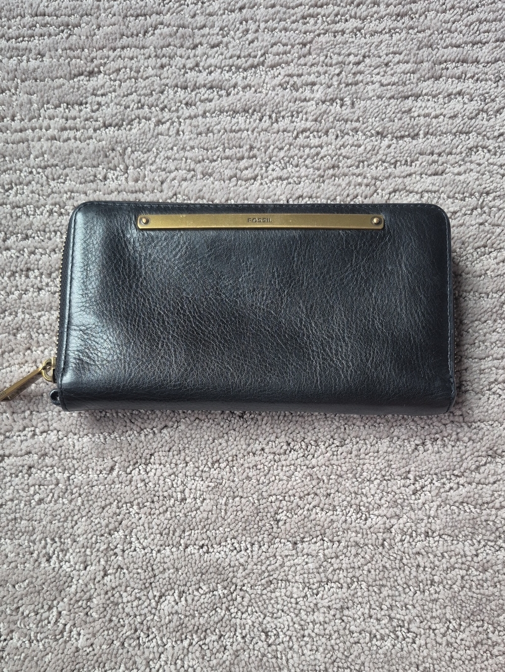 Fossil Black Leather Zip-Around Wallet with Gold Bar